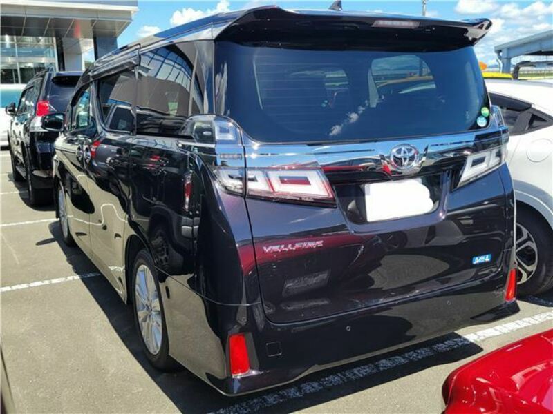 VELLFIRE-1