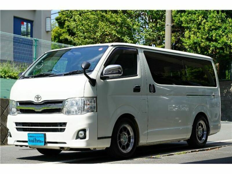 HIACE VAN-26