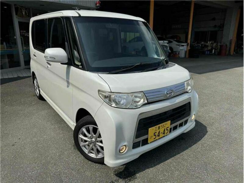 DAIHATSU　TANTO