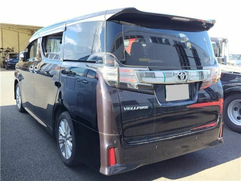 VELLFIRE-1