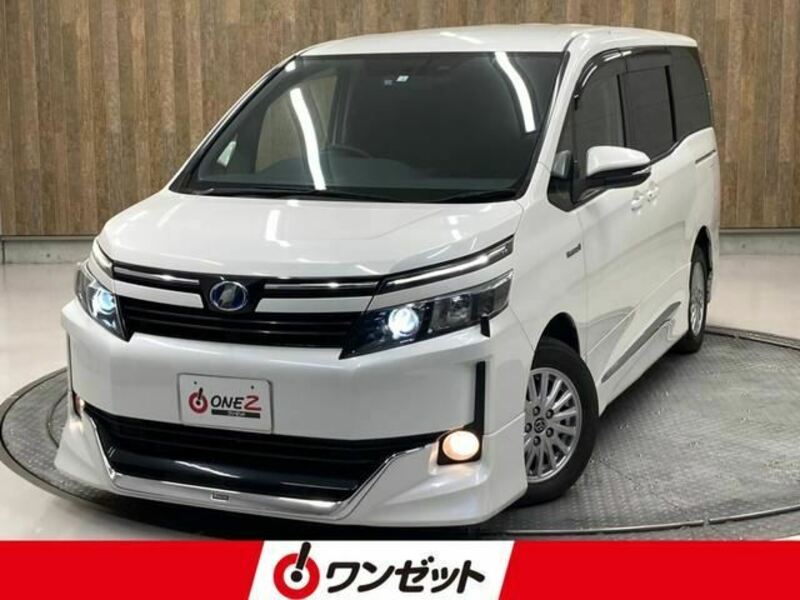 TOYOTA　VOXY