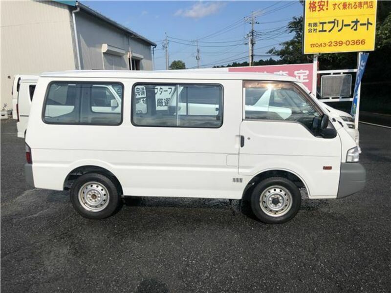 BONGO VAN-1