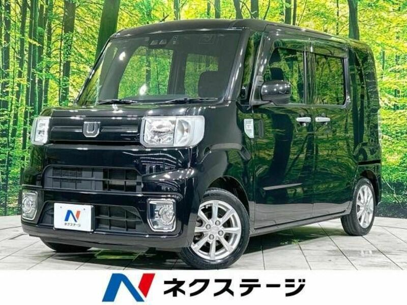 DAIHATSU　WAKE