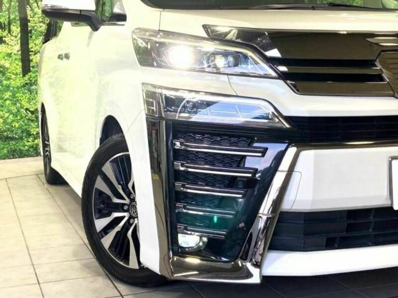 VELLFIRE-13