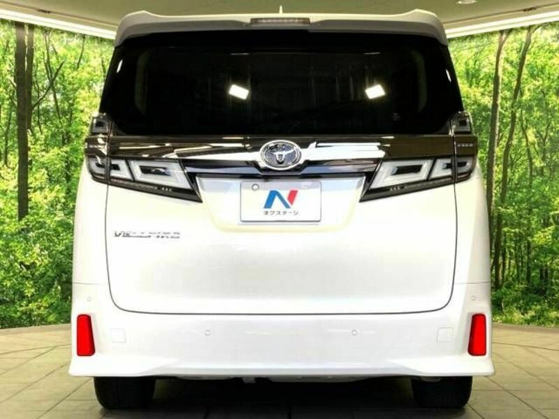 VELLFIRE-16