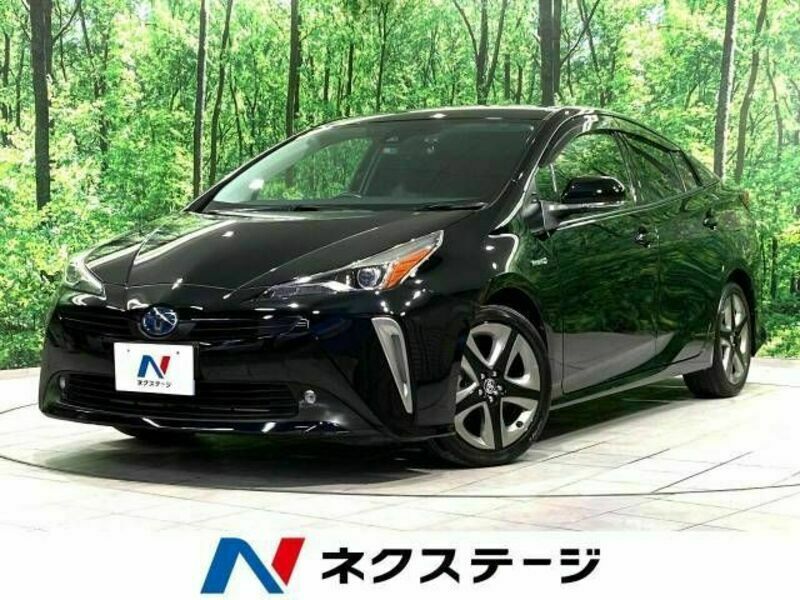 TOYOTA　PRIUS