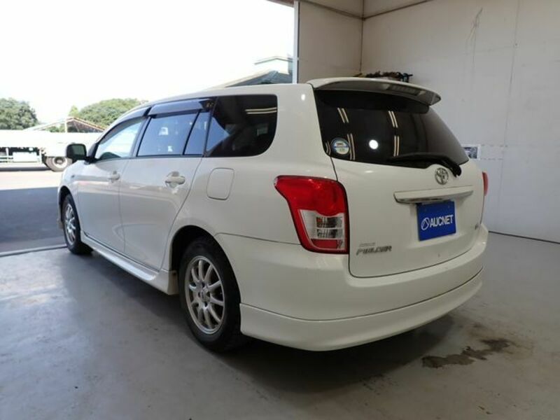 COROLLA FIELDER