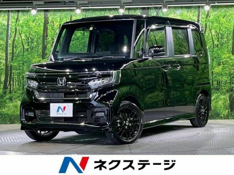 HONDA　N BOX CUSTOM