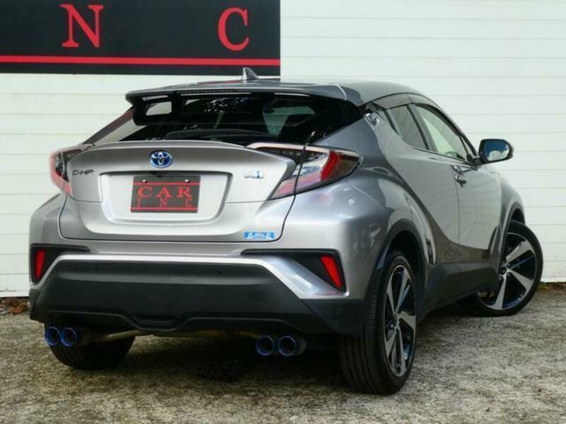 C-HR-17