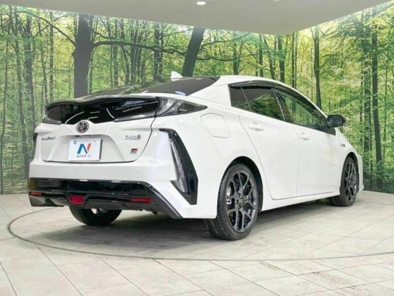 PRIUS PHV-17