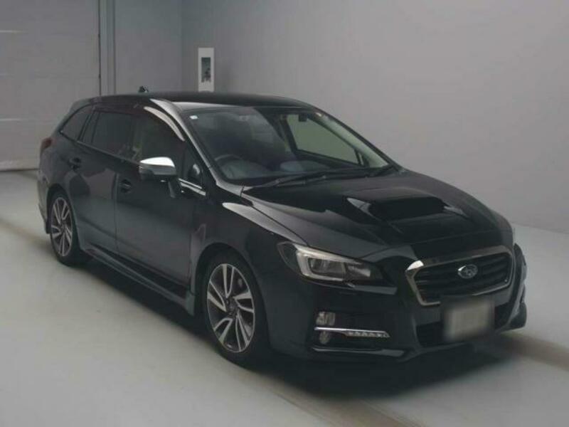 SUBARU　LEVORG