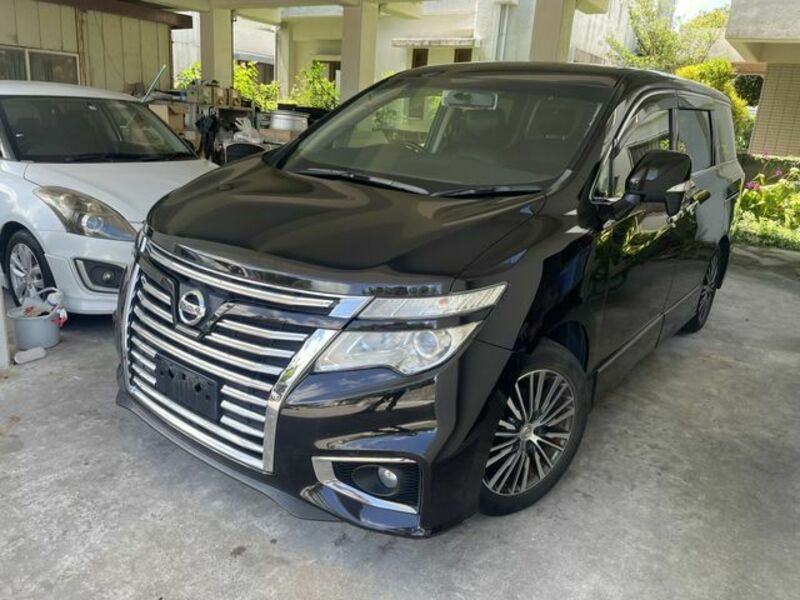 NISSAN　ELGRAND