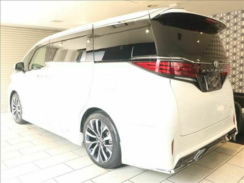 ALPHARD-1