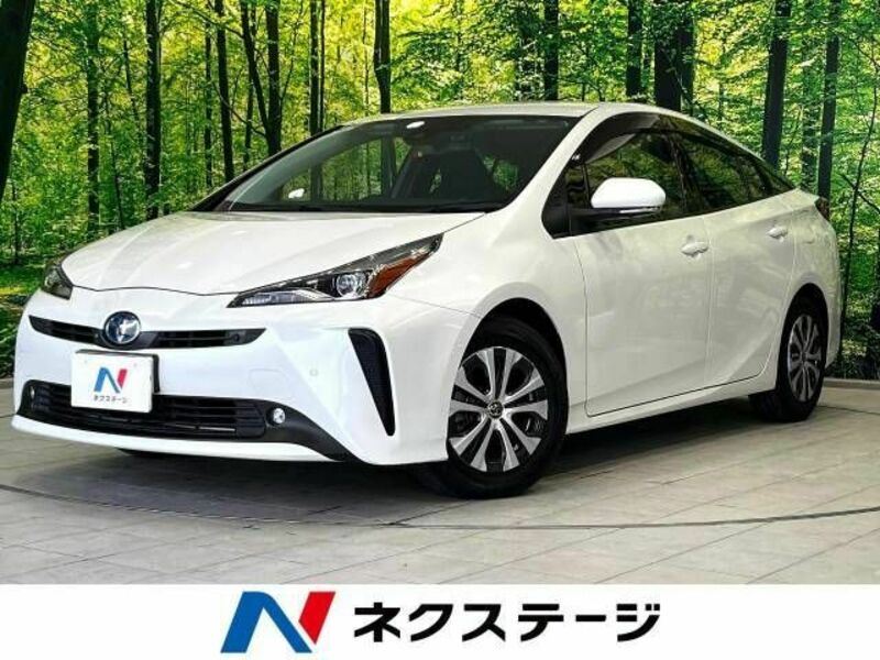 TOYOTA　PRIUS