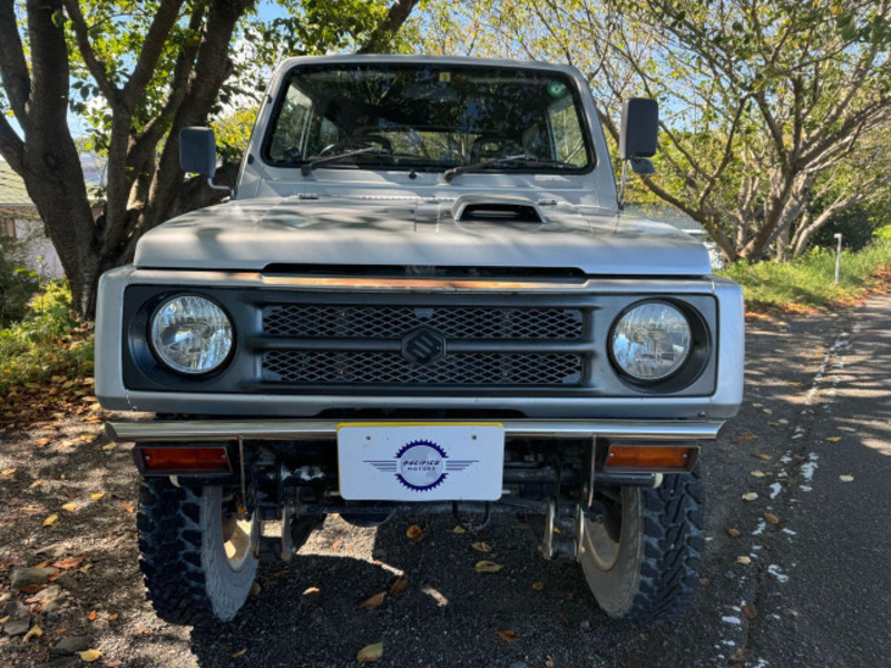 SUZUKI　JIMNY