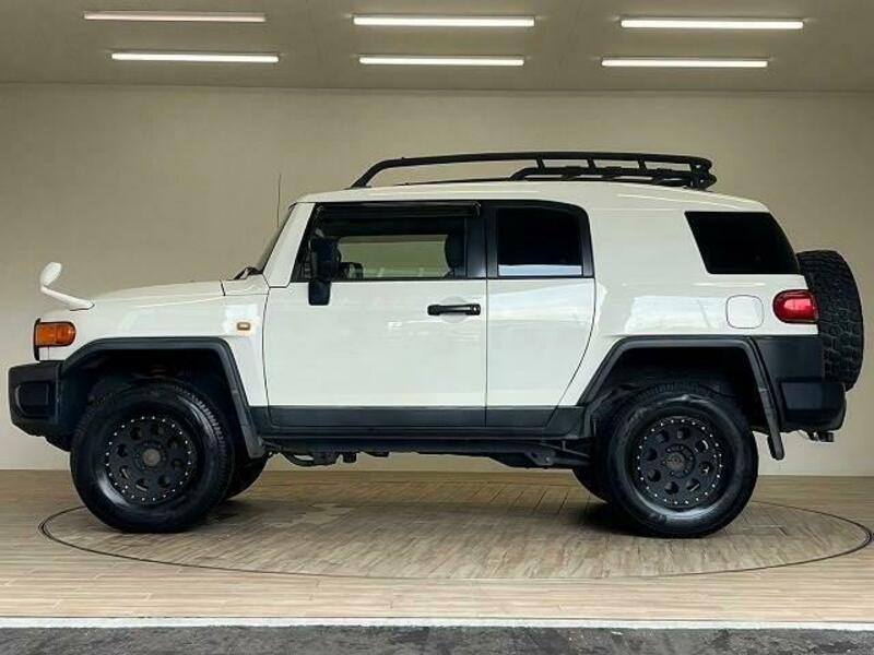 FJ CRUISER-15