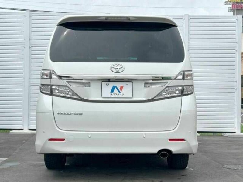 VELLFIRE-15