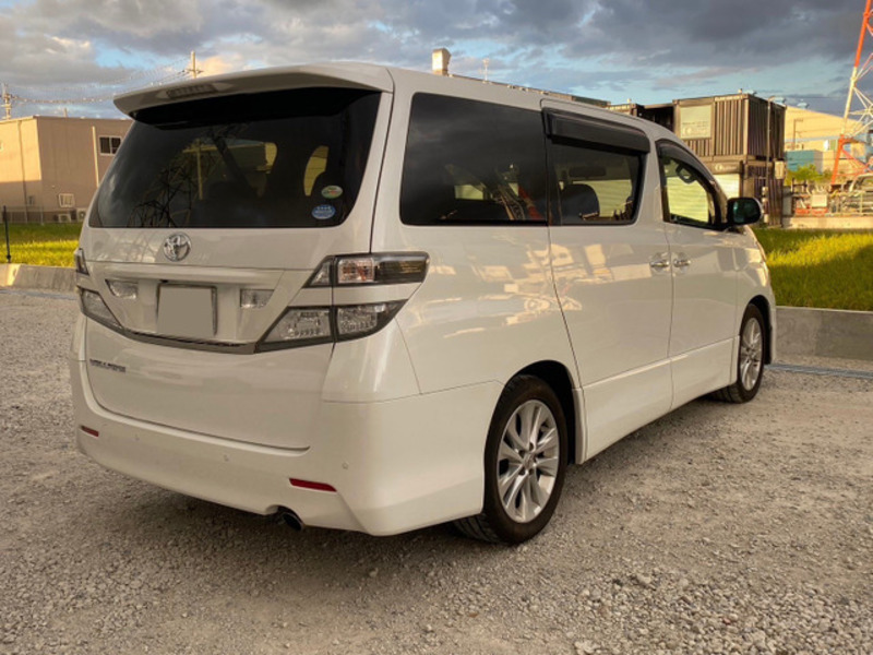 VELLFIRE-3