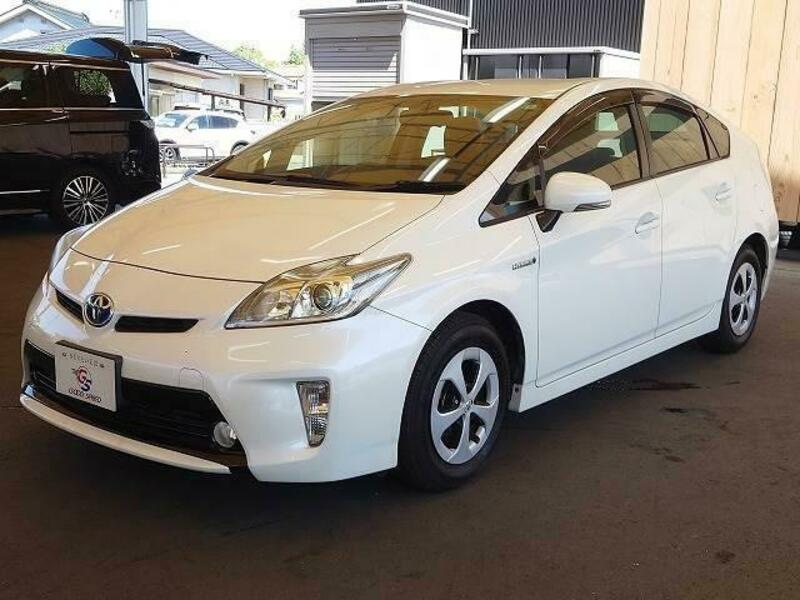 PRIUS-11