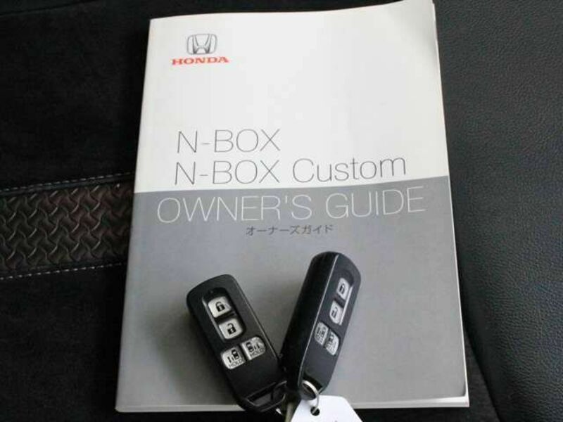 N BOX CUSTOM-17