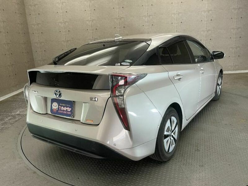 PRIUS-3