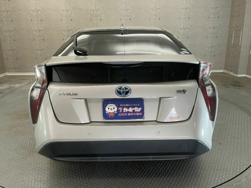 PRIUS-5