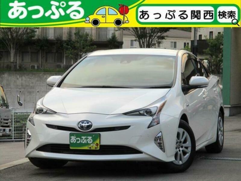 TOYOTA　PRIUS