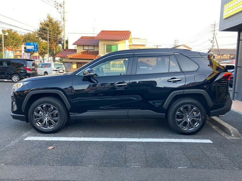 RAV4