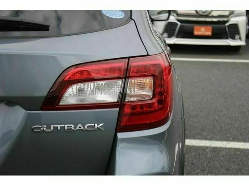 LEGACY OUTBACK-13