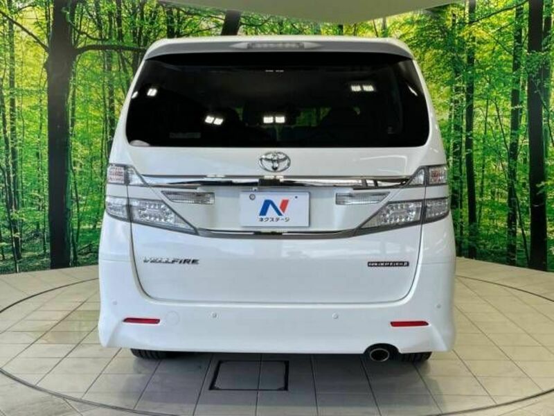 VELLFIRE-17