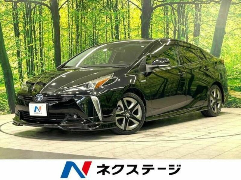 TOYOTA　PRIUS