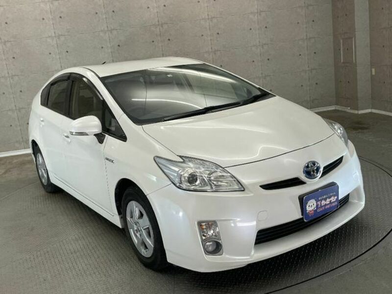 PRIUS-3