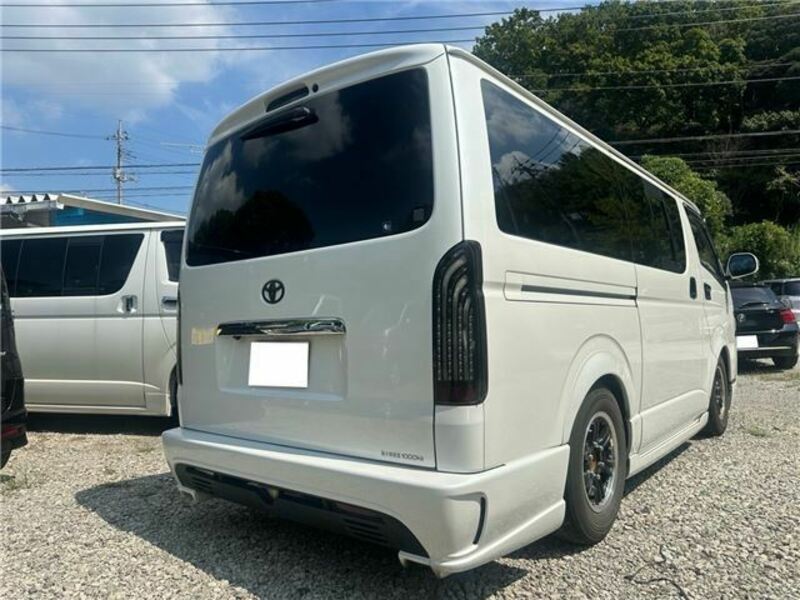 HIACE-5