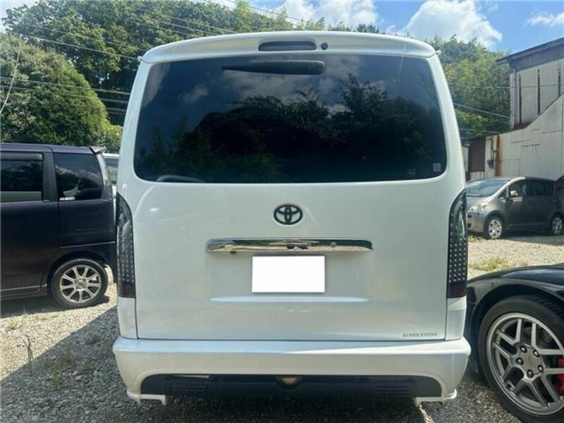 HIACE-7