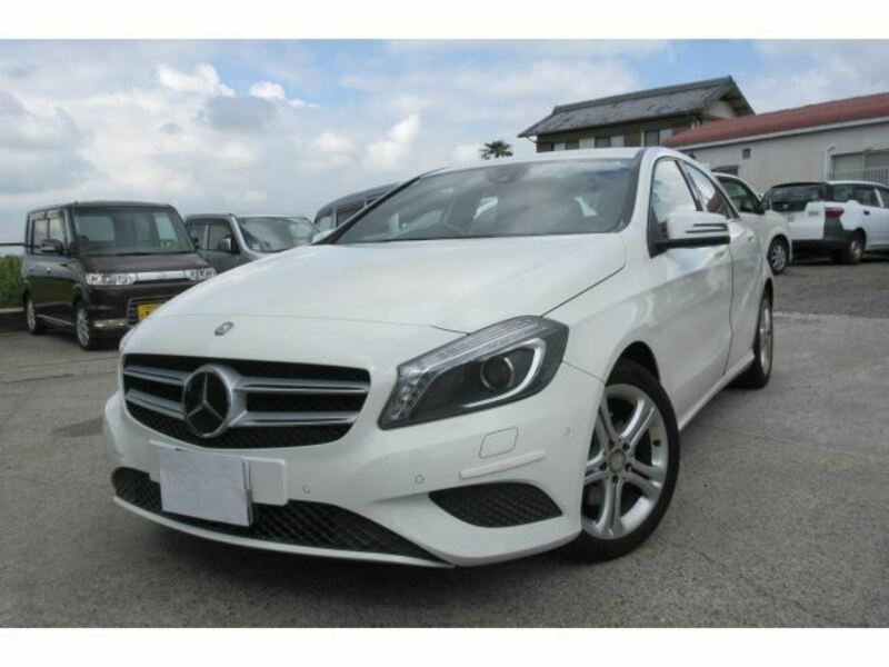 MERCEDES-BENZ　A-CLASS