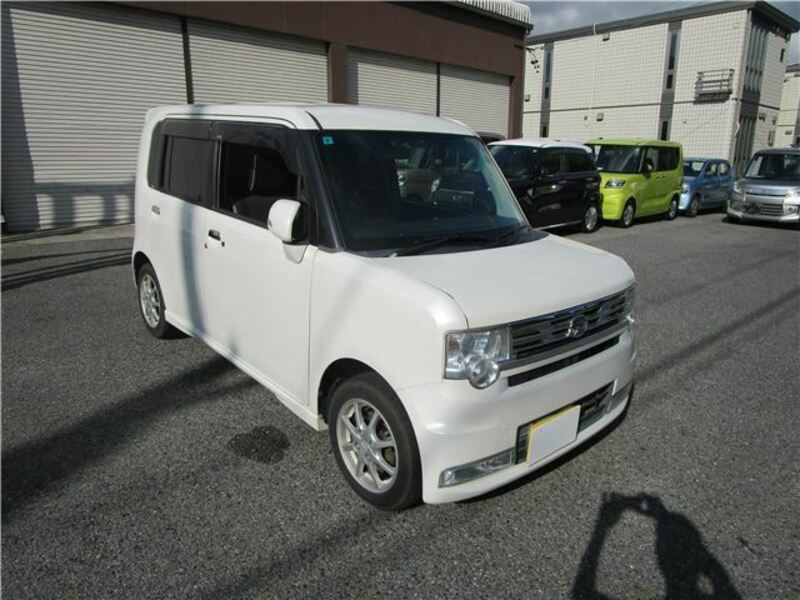 DAIHATSU　MOVE