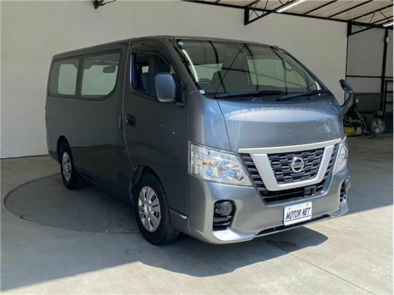 NISSAN　NV350 CARAVAN