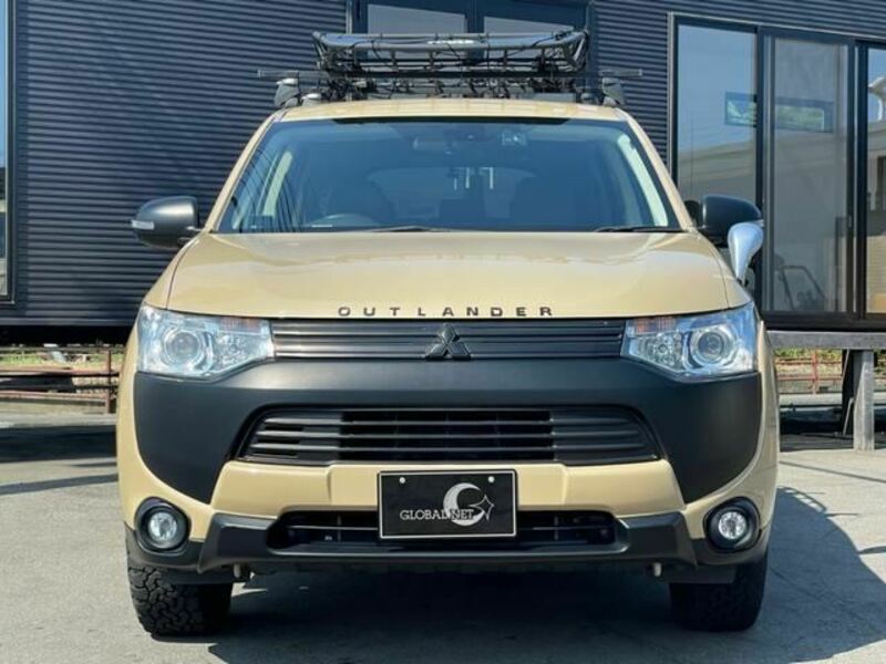 OUTLANDER PHEV-10