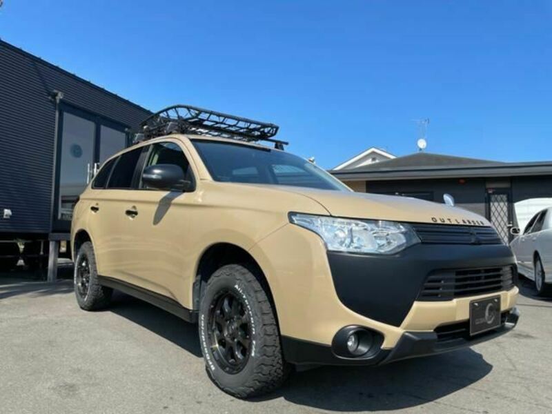 OUTLANDER PHEV-42