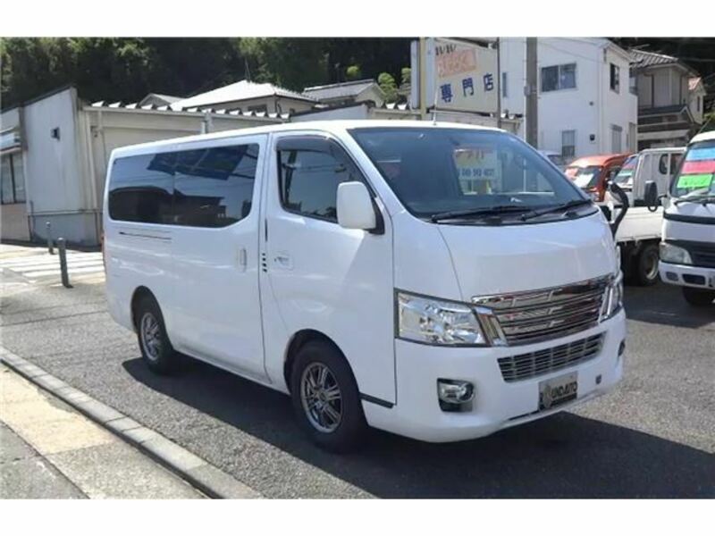 NISSAN　NV350 CARAVAN