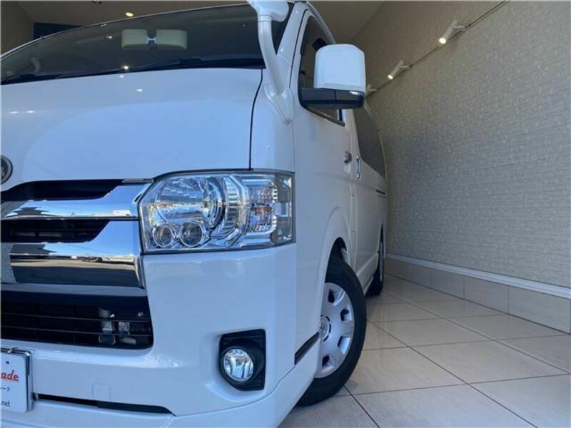 HIACE VAN-1