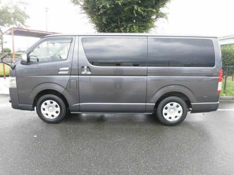 HIACE VAN-1