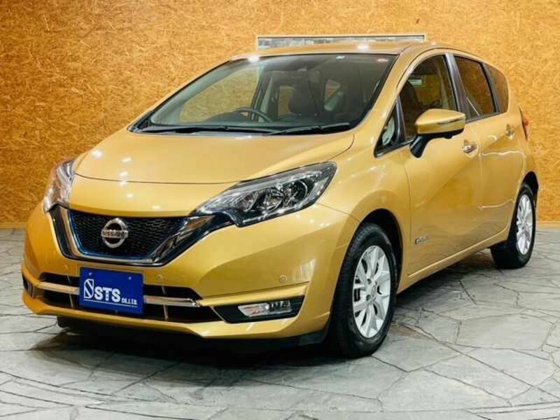 NISSAN　NOTE