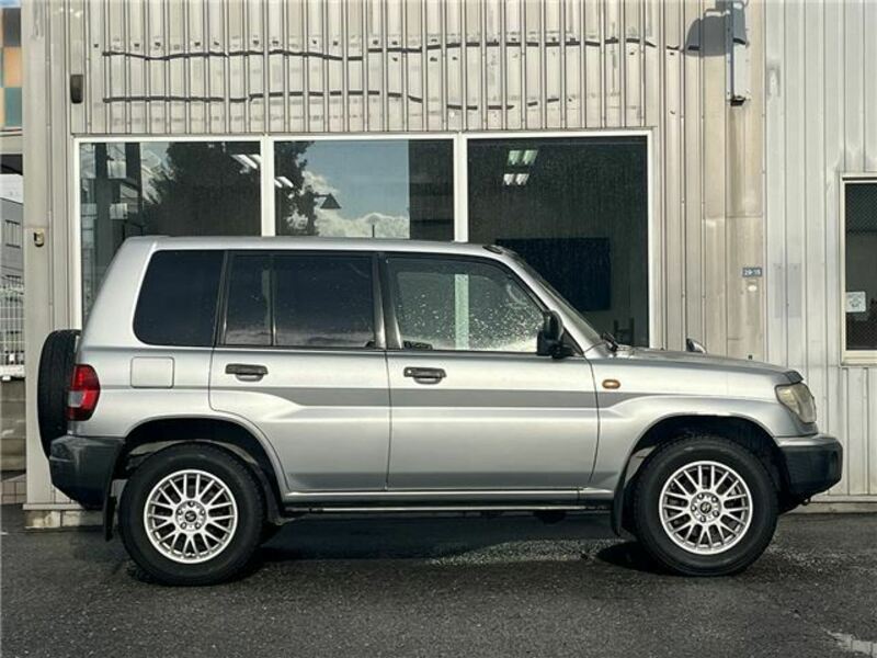 PAJERO IO