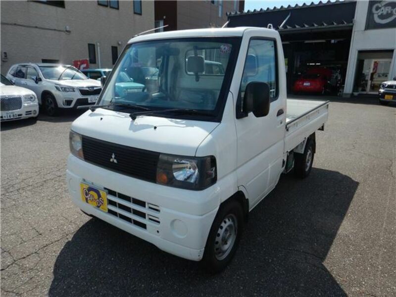 MITSUBISHI　MINICAB TRUCK