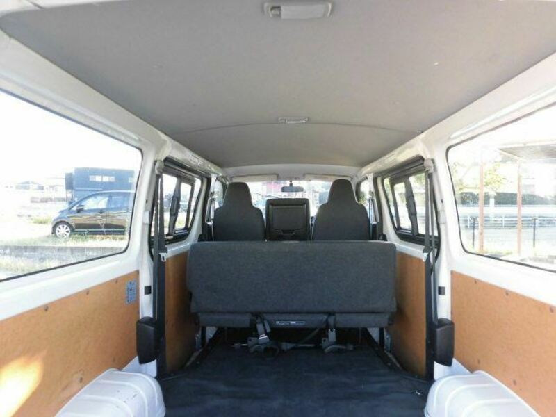 HIACE VAN-16