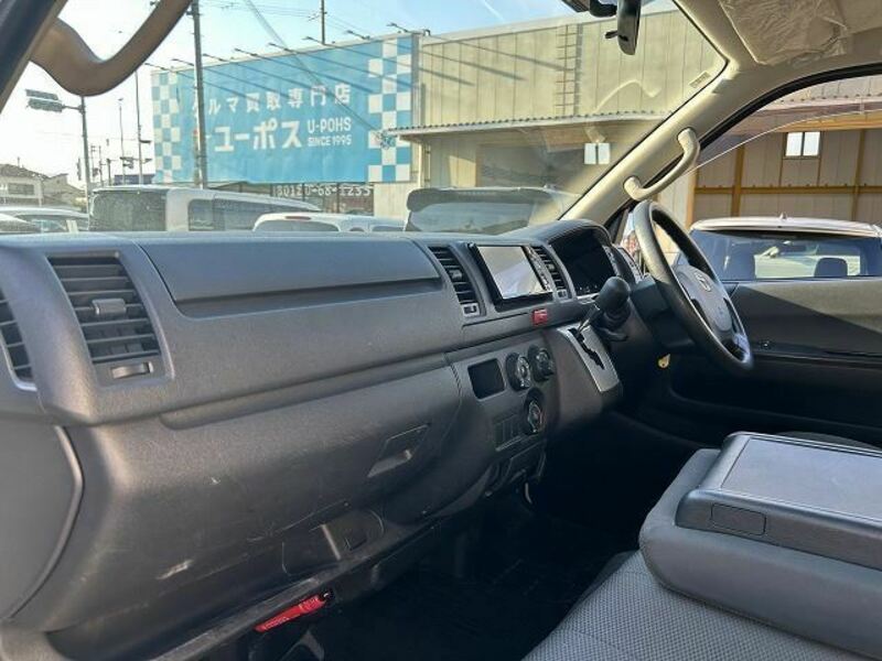 HIACE VAN-24