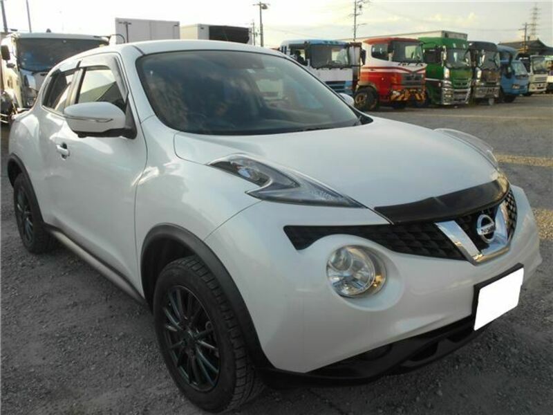 NISSAN　JUKE