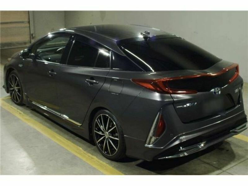 PRIUS PHV-3