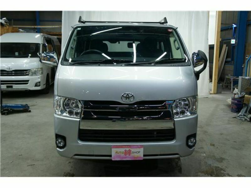 HIACE VAN-14